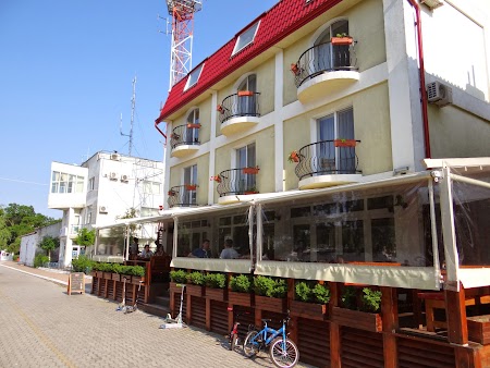 09. Restaurant Sulina.JPG