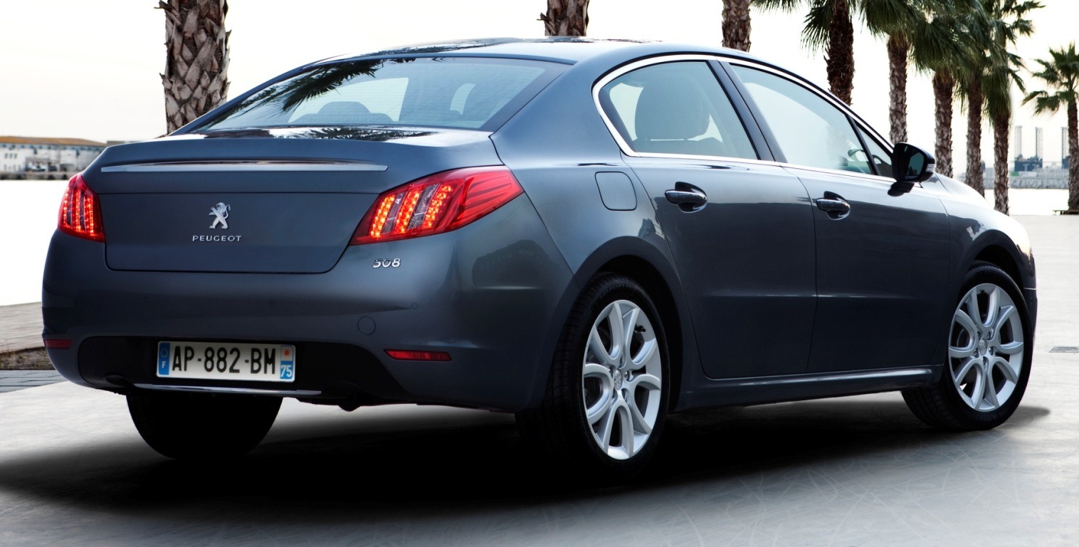[autowp.ru_peugeot_508_gt_32%255B2%255D.jpg]