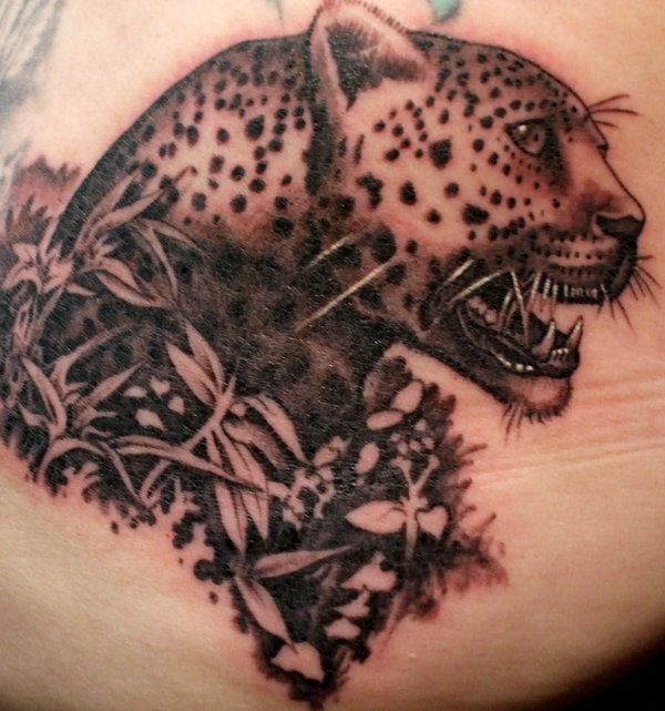 [leopard_tattoo_by_thothflashpan4.jpg]