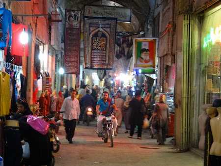 32. Bazarul din Esfahan.JPG