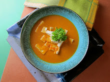 Roasted Garlic Tomato and Red Pepper Soup with Tofu