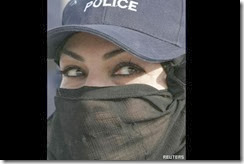 Model Hijab Polisi Wanita (25)