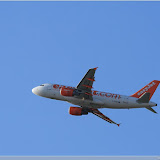 EasyJet im Steigflug