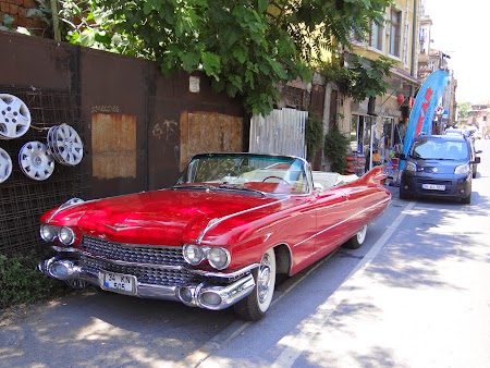 09. Vintage car Istanbul.JPG