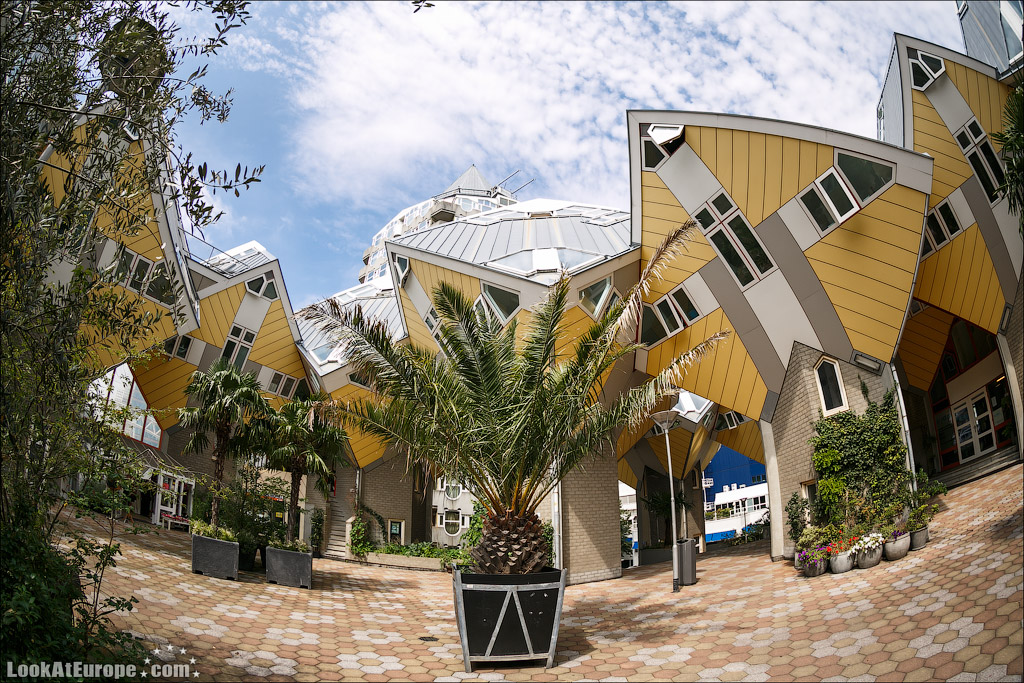 LookAtEurope.com - Кубические дома в Роттердаме | Holland, Kubuswoningen in Rotterdam