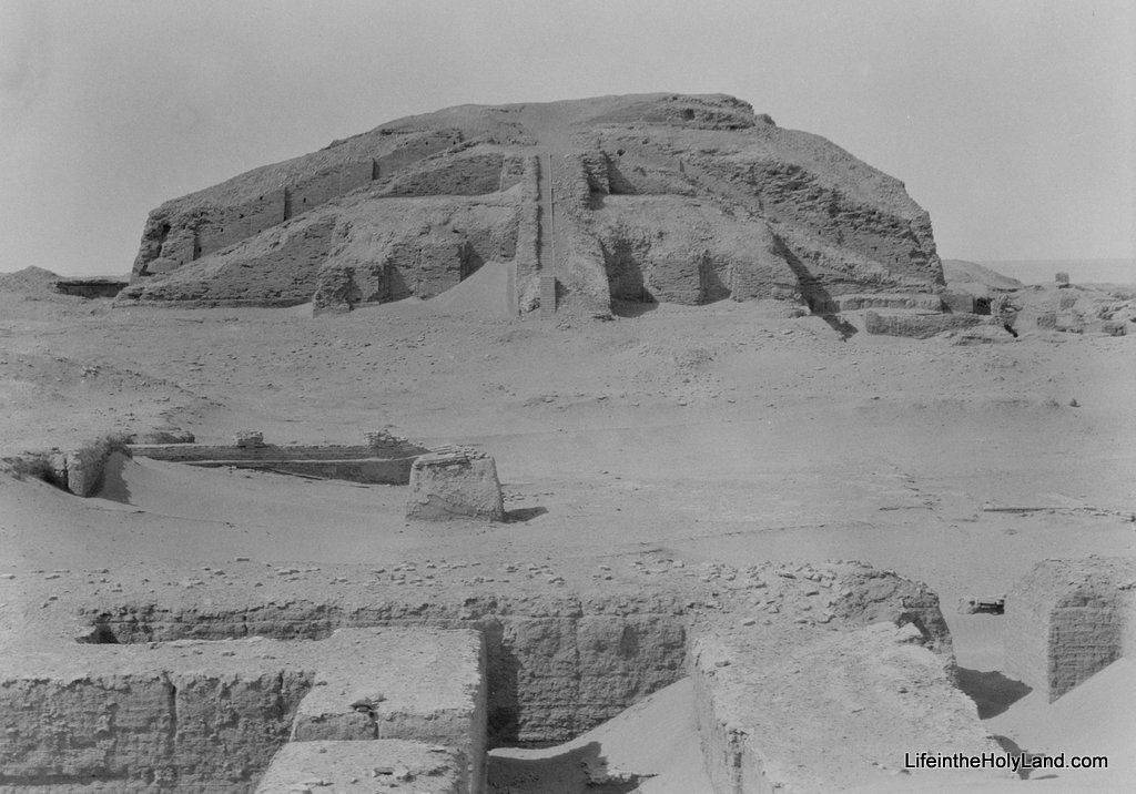 [Ur%252C%2520Ziggurat%2520from%2520east%252C%2520mat13196%255B3%255D.jpg]