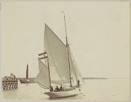 Zeilschip op het water bij een dukdalf