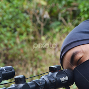 Sniper by Shihab Qurtuby - People Professional People
