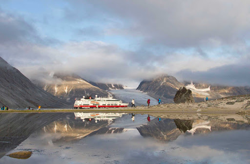 Hurtigruten-Fram-in-Svalbard - Wander around stunning Svalbard on a Hurtigruten Fram cruise of Norway and its northern islands.