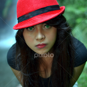 by Faris Rusdiana - People Portraits of Women