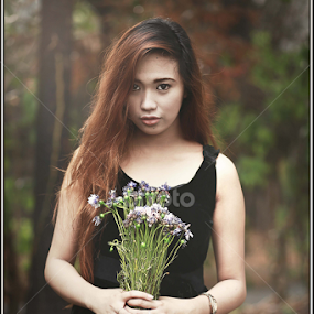 Lorraine by Albert Chris Montinola - People Portraits of Women