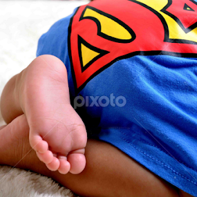 drop off by Rodel Amores - Babies & Children Hands & Feet