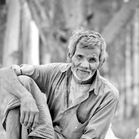 Old Expressions by Jaspreet Lall - People Street & Candids