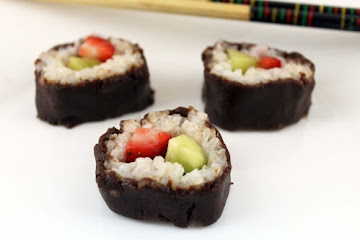 Dessert Sushi
