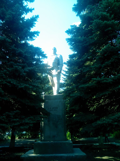 Памятник Ф.А. Артему