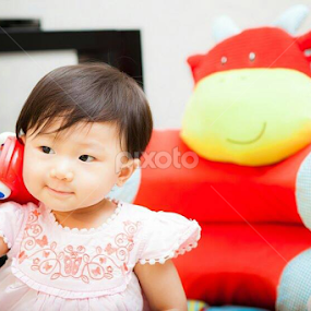 by Purnomo Sidhi - Babies & Children Child Portraits