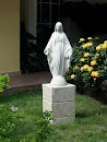 Estatua De La Virgen