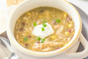 Slow Cooker Chicken Salsa Verde Tortilla Soup