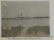 De "Kortenaer" vóór Paramaribo