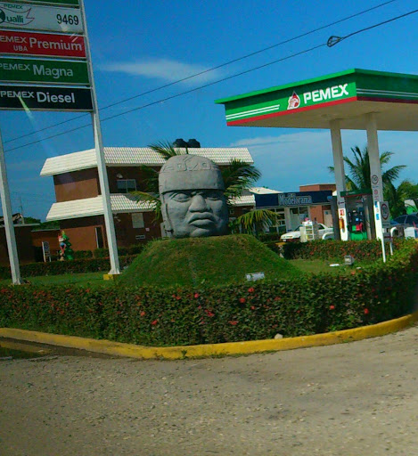 Gasolinera Cabeza Olmeca 