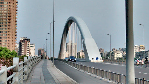琴桥