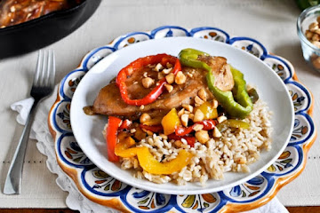 Skillet Chicken with Peppers and Peanuts