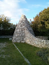 Stein Pyramide
