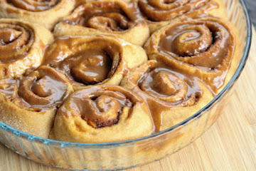 Whole Wheat Pumpkin Cinnamon Rolls
