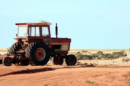 Farm Tractor Fun Game