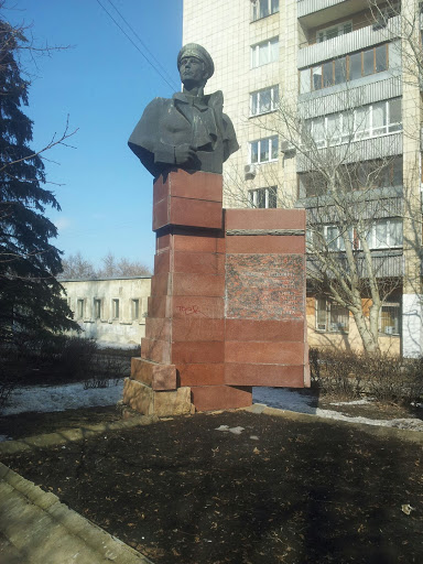 Памятник Галактионову А. П.