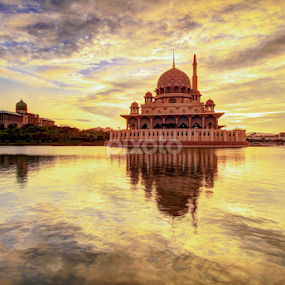 Putra Mosque by Saya Serin - Buildings & Architecture Public & Historical