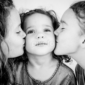 angelic toddler by Sheena True - Babies & Children Child Portraits