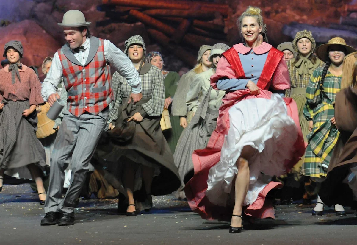 Saguenay-performance - A performance of "La Fabuleuse" in Saguenay, Quebec, Canada. 