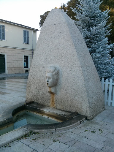Fontaine D' Assas