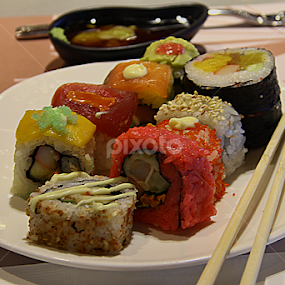by Alberto Mallari - Food & Drink Plated Food
