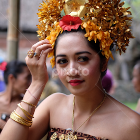 Balinese girl by Rudy Pras - People Portraits of Women
