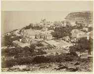 Gezicht op de stad van Monte Carlo gelegen aan zee