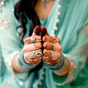 bride and hina tattoo by Farrukh Saleem - Wedding Bride