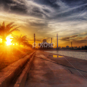 by Akiro Mahilom - Instagram & Mobile iPhone