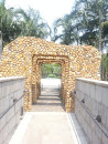 Pebble Archway 