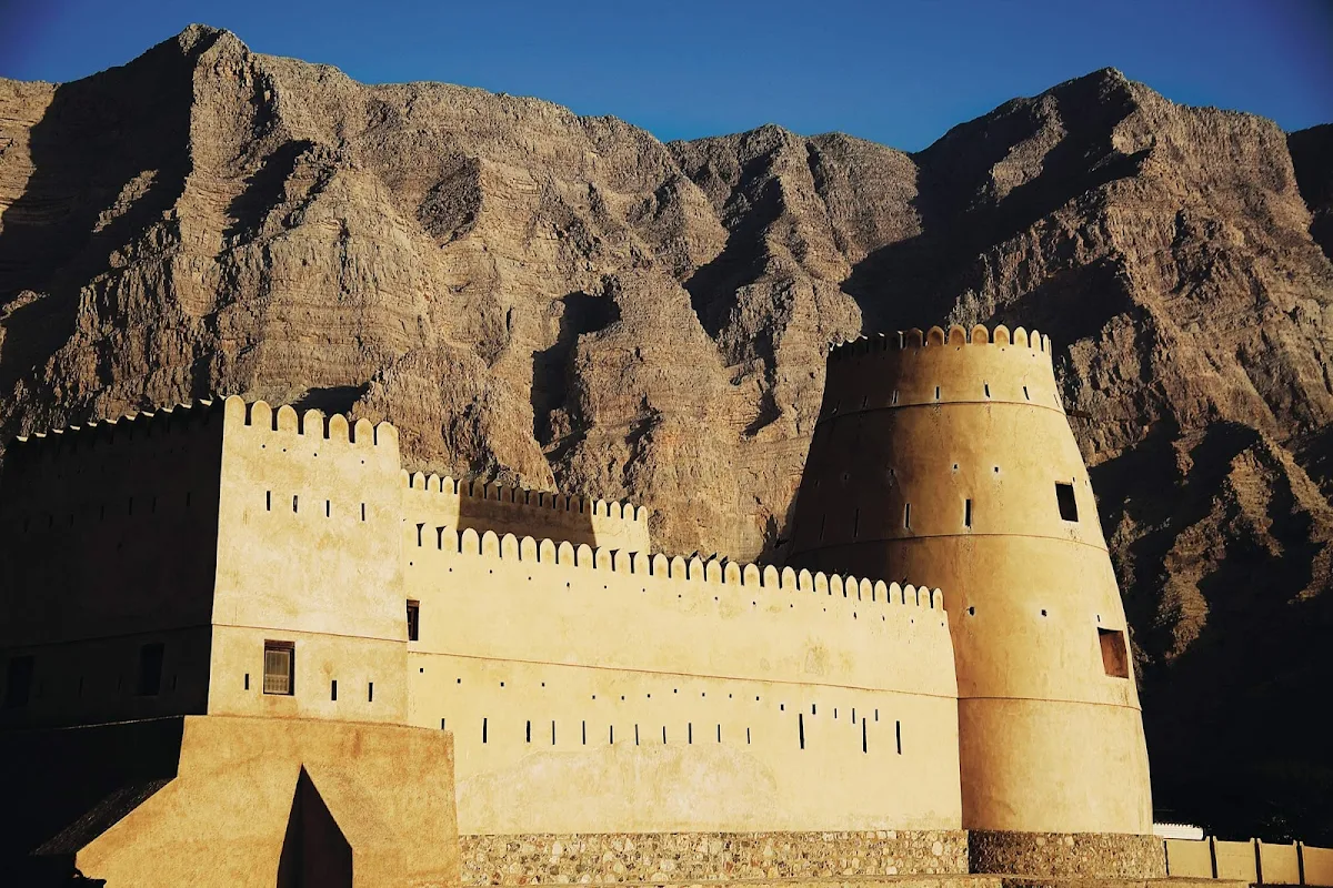 Khasab_Fort_Oman - Seabourn ships sail the warm waters of the Arabian Sea to historic countries like Oman. A surprise jewel is Khasab Fort, a pretty stone fort built by the Portuguese in the 1600s. Ancient towns such as Khasab offer a compelling glimpse into the essence of Arabia.