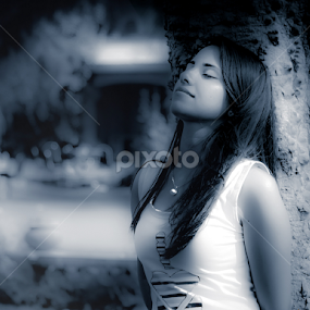 feeling by Mina Jaguar - People Portraits of Women