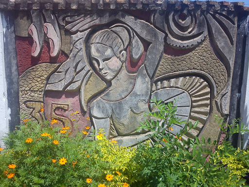 Mural La Mujer Y El Abanico