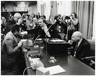 Den Uyl vlak voor de aankondiging van de val van zijn kabinet