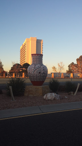 Large Vase Near Albuquerque International Airport 