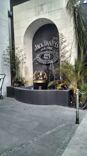 Fuente Jack Daniel's