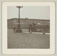 Het plein voor de Hermitage in Sint-Petersburg