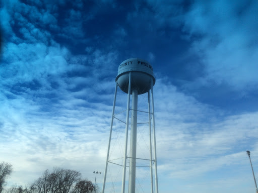 Pulaski County Water Tower at Road Ranger
