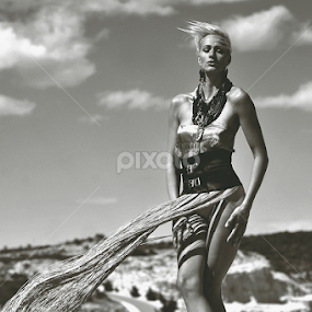 by Ana Lorencin - People Fashion