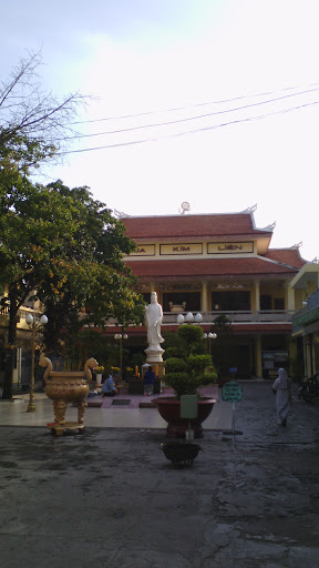 Kim Lien pagoda